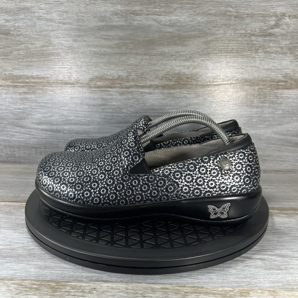 Alegria Women's Keli Steel Wheels Black Leather Comfort Clogs Size EU 37 US 7